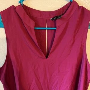 Banana republic factory blouse. Size M. Lightweight top.